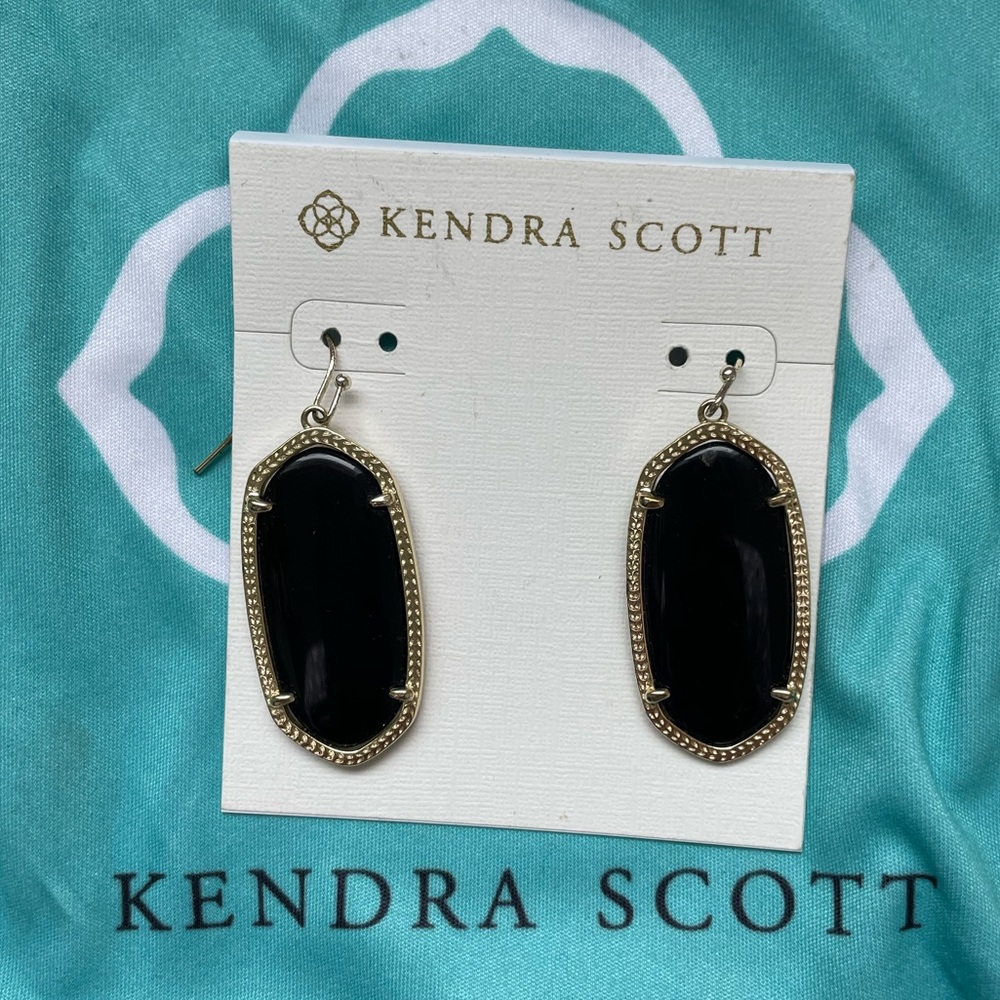 Kendra Scott Elle Gold Drop Earrings in Black Opaque Glass